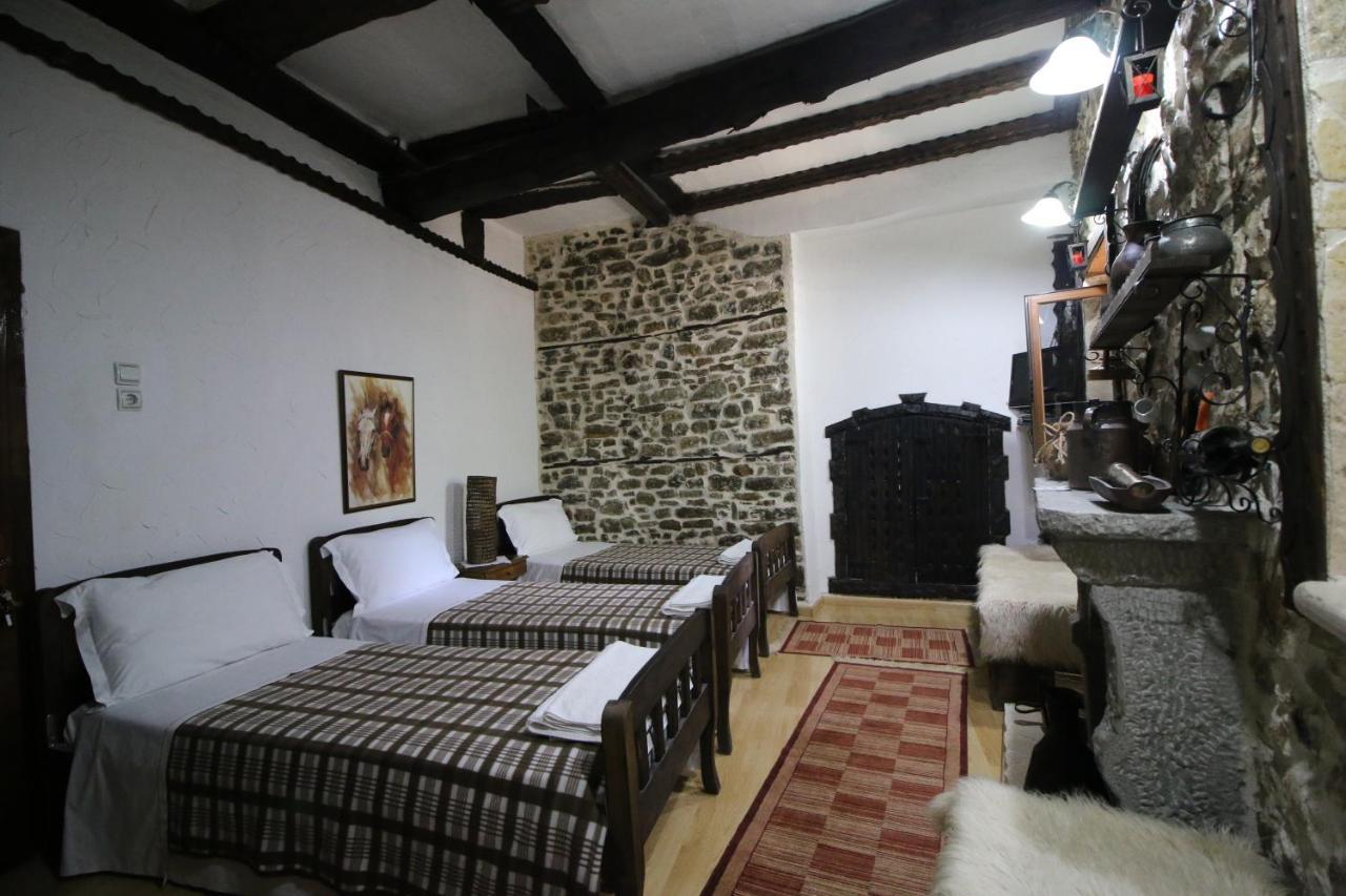 Hotel Nasho Vruho Берат Екстер'єр фото