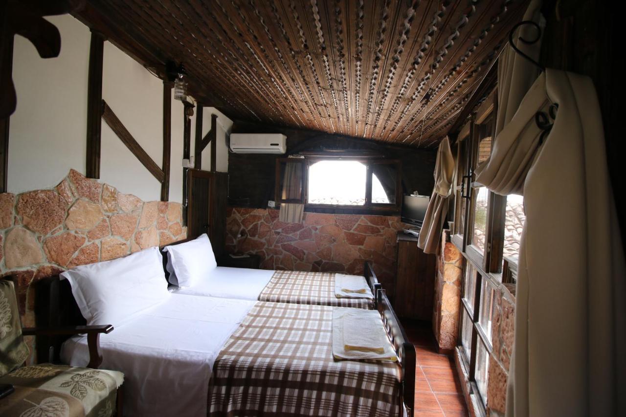 Hotel Nasho Vruho Берат Екстер'єр фото