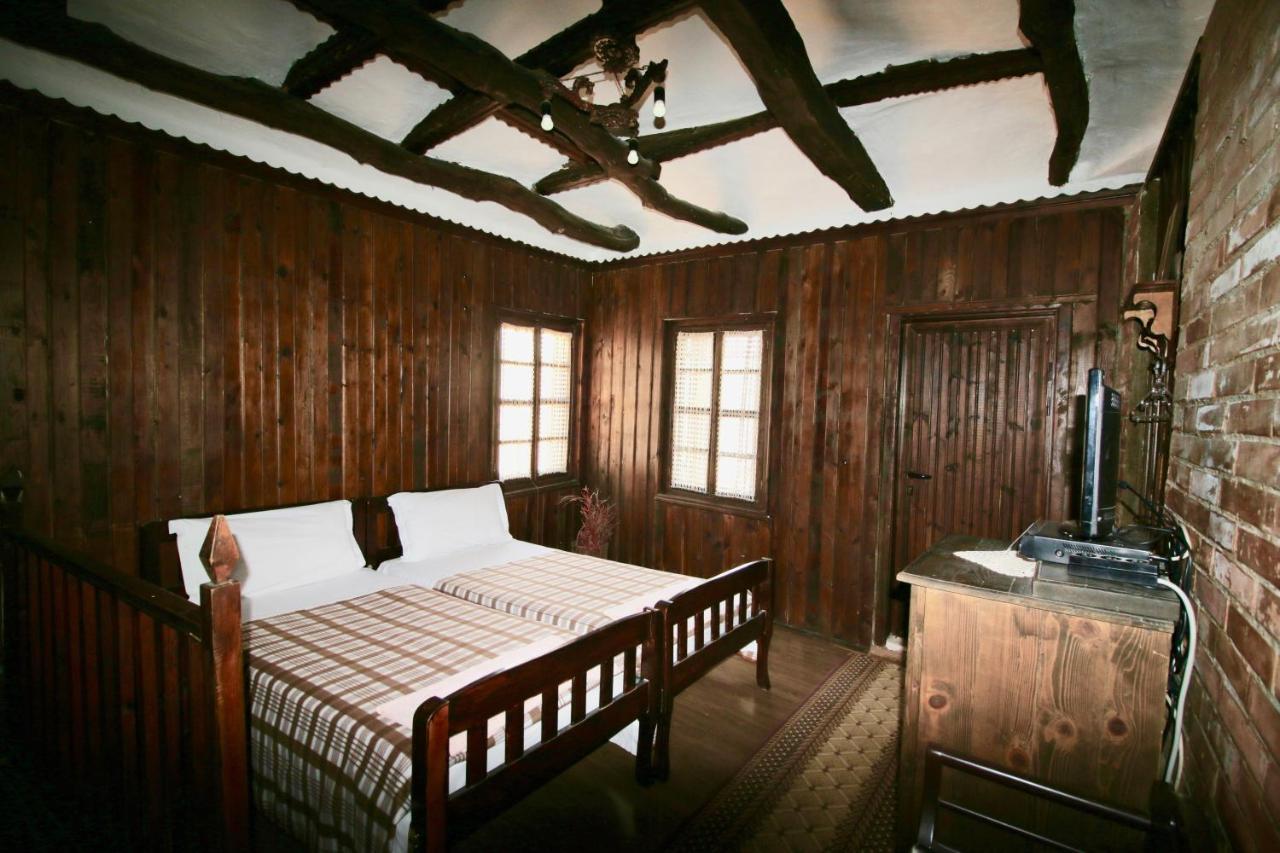 Hotel Nasho Vruho Берат Екстер'єр фото